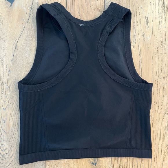 Old Navy Women Large Fitted Seamless Crop Tank Top Black Jack Workout Racerback - Picture 5 of 6